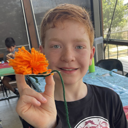 camper displaying aquatic animal craft